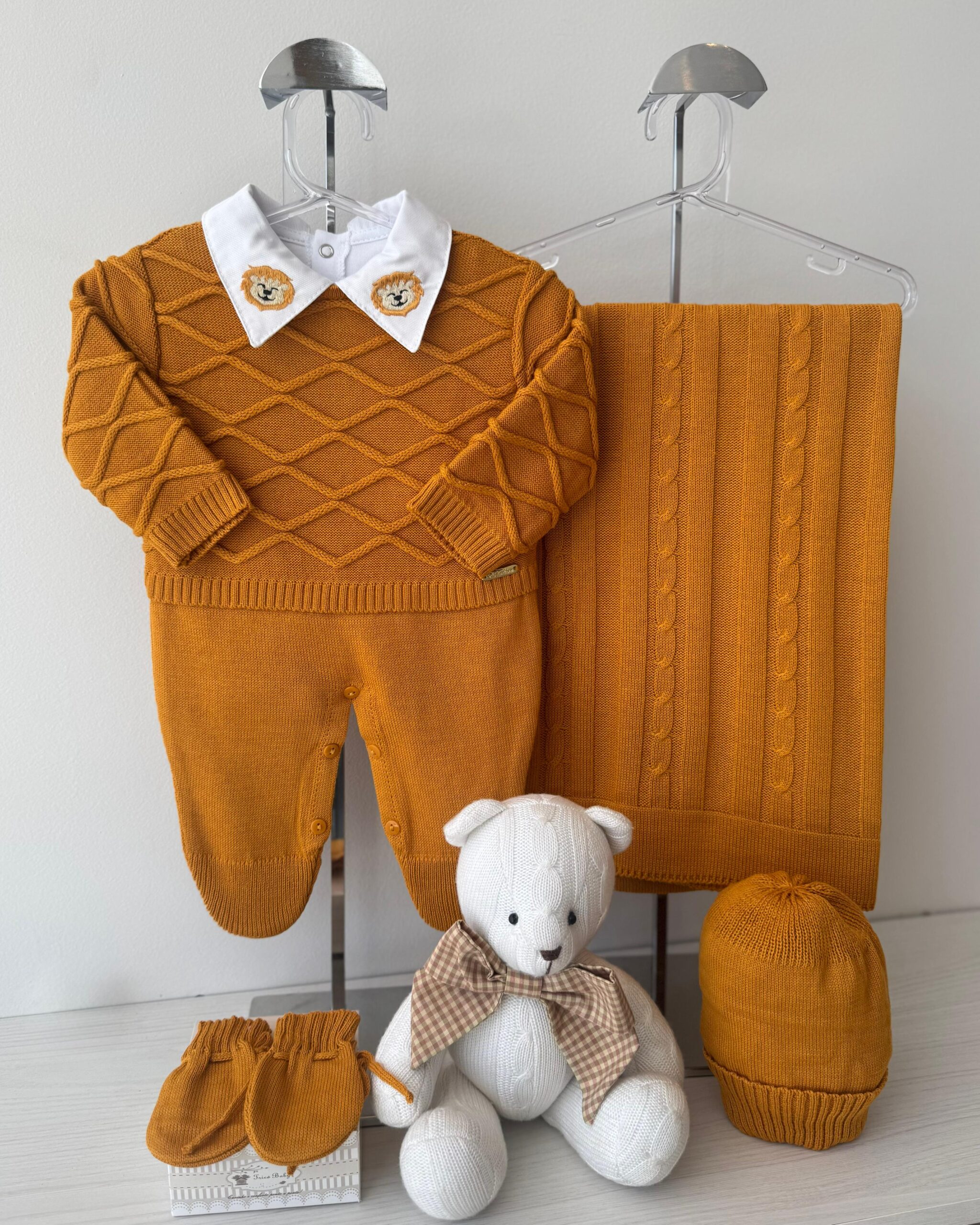 Saída Maternidade Casa de Abelha  Mostarda