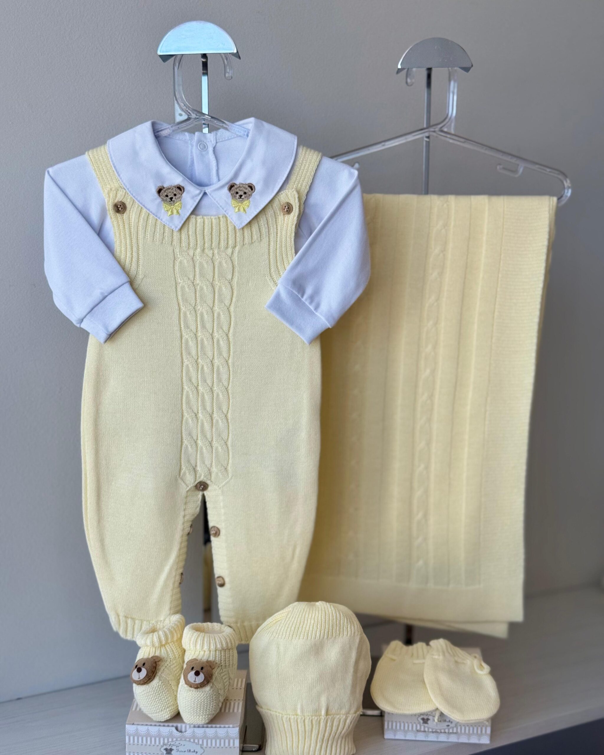 Saída Maternidade Trança Amarela 6 pçs