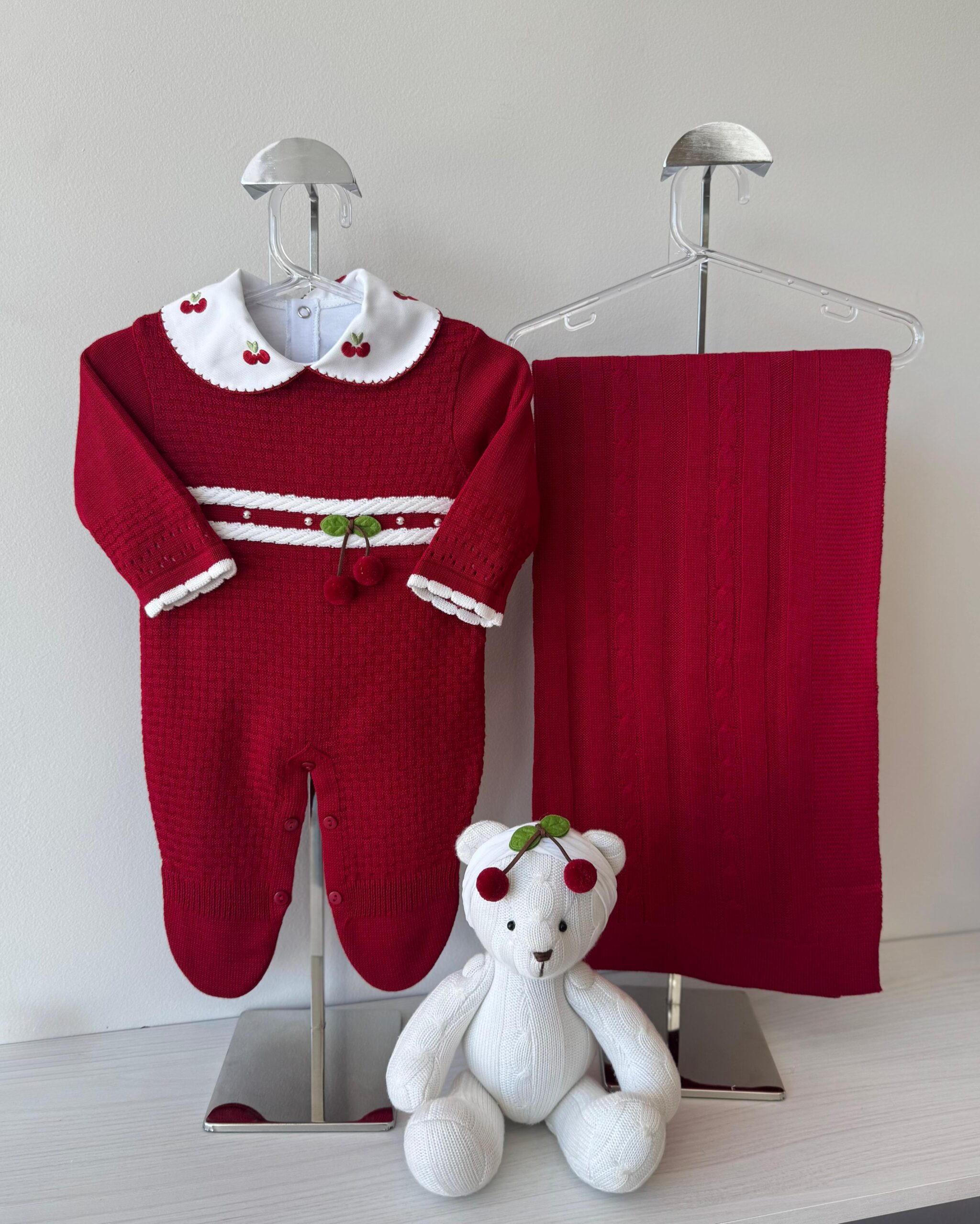 Saída Maternidade Cereja Vermelha