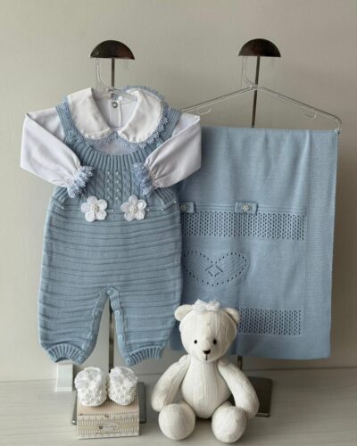 Saída Maternidade Jardineira Flor Azul Salinas