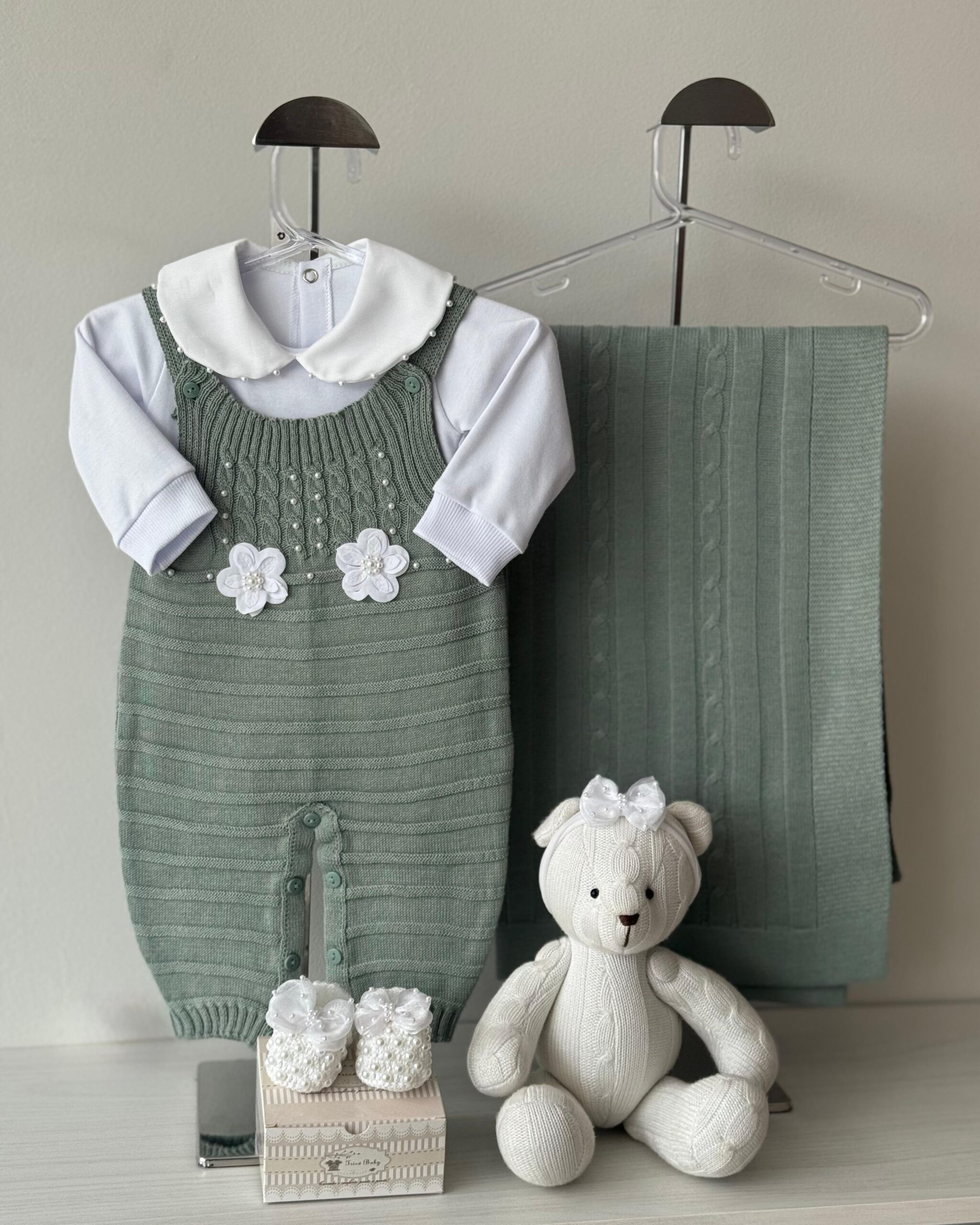 Saída Maternidade Jardineira Flor Maré