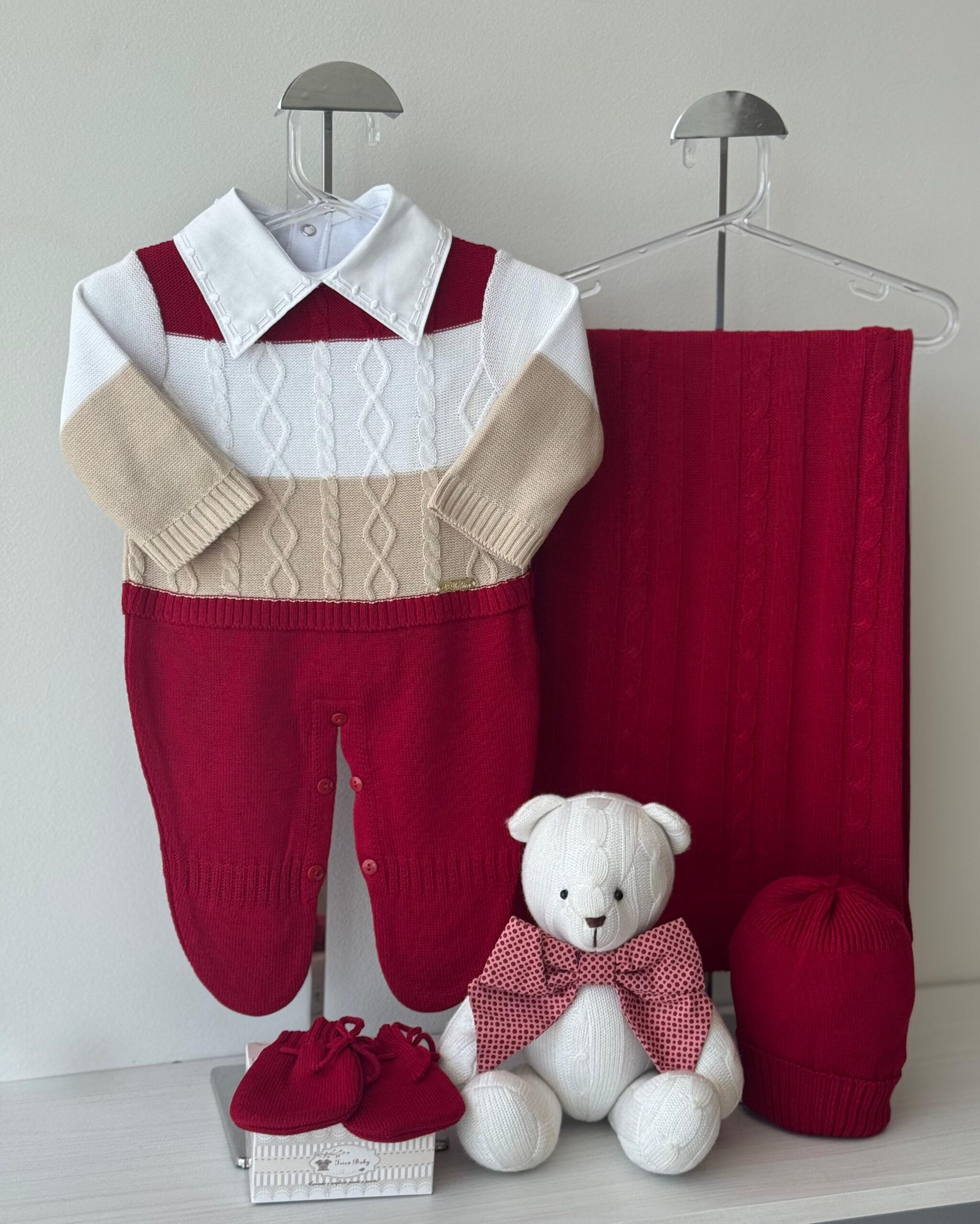 Saída Maternidade Macacão Aaram Vermelho