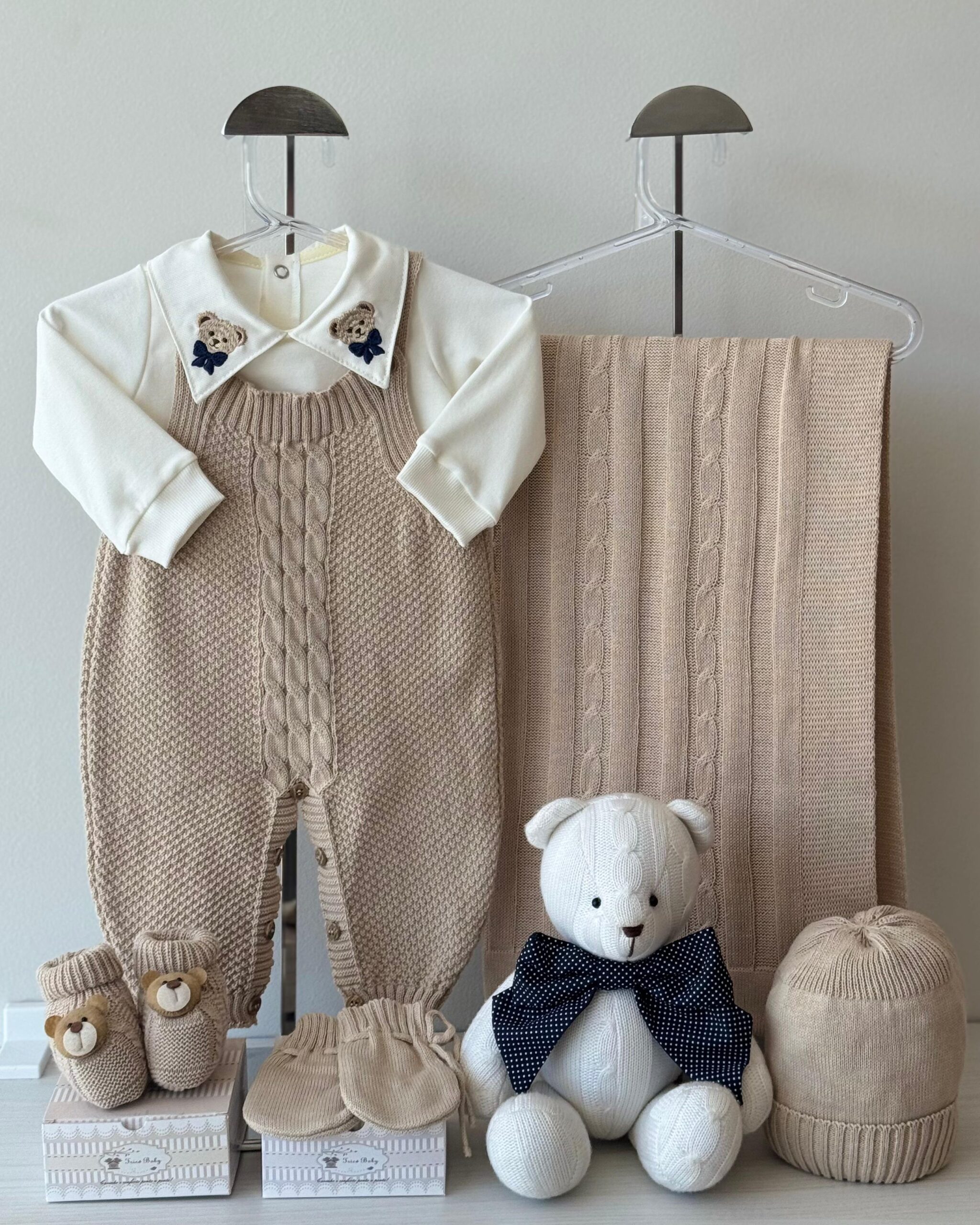 Saída Maternidade Jardineira Pipoca Areia