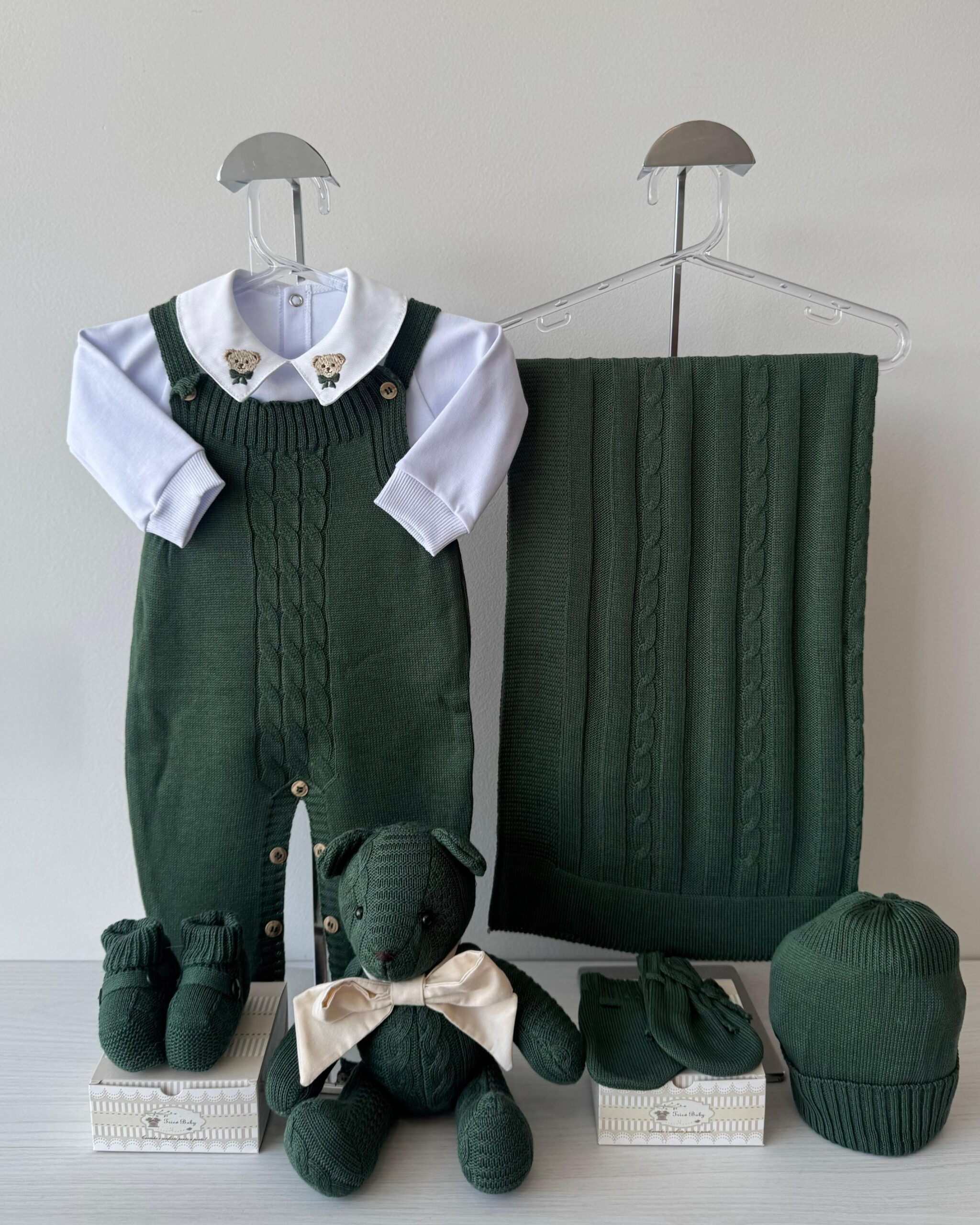 Saída Maternidade Jardineira Trança Urso