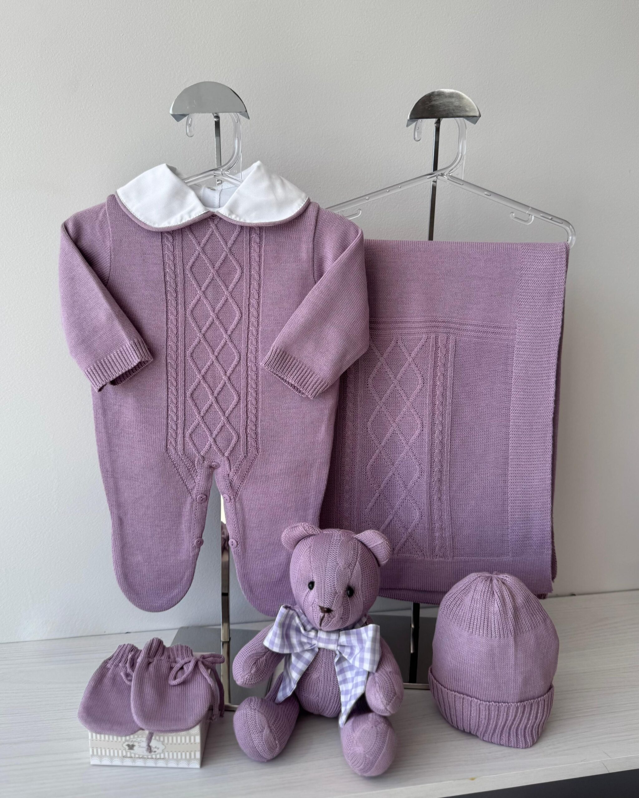 Saída Maternidade Macacão Encanto Lilás