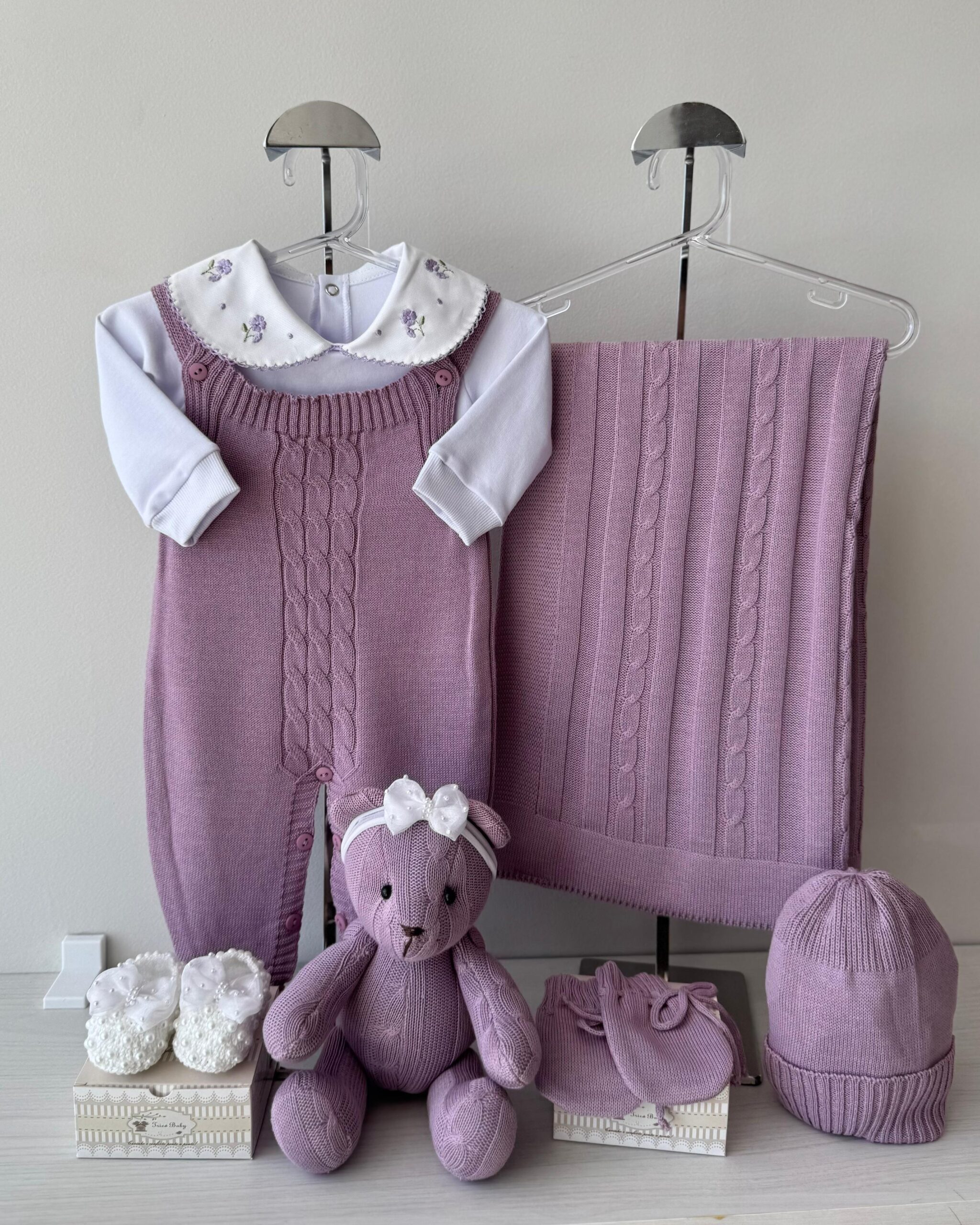 Saída Maternidade Jardineira Trança Lilás