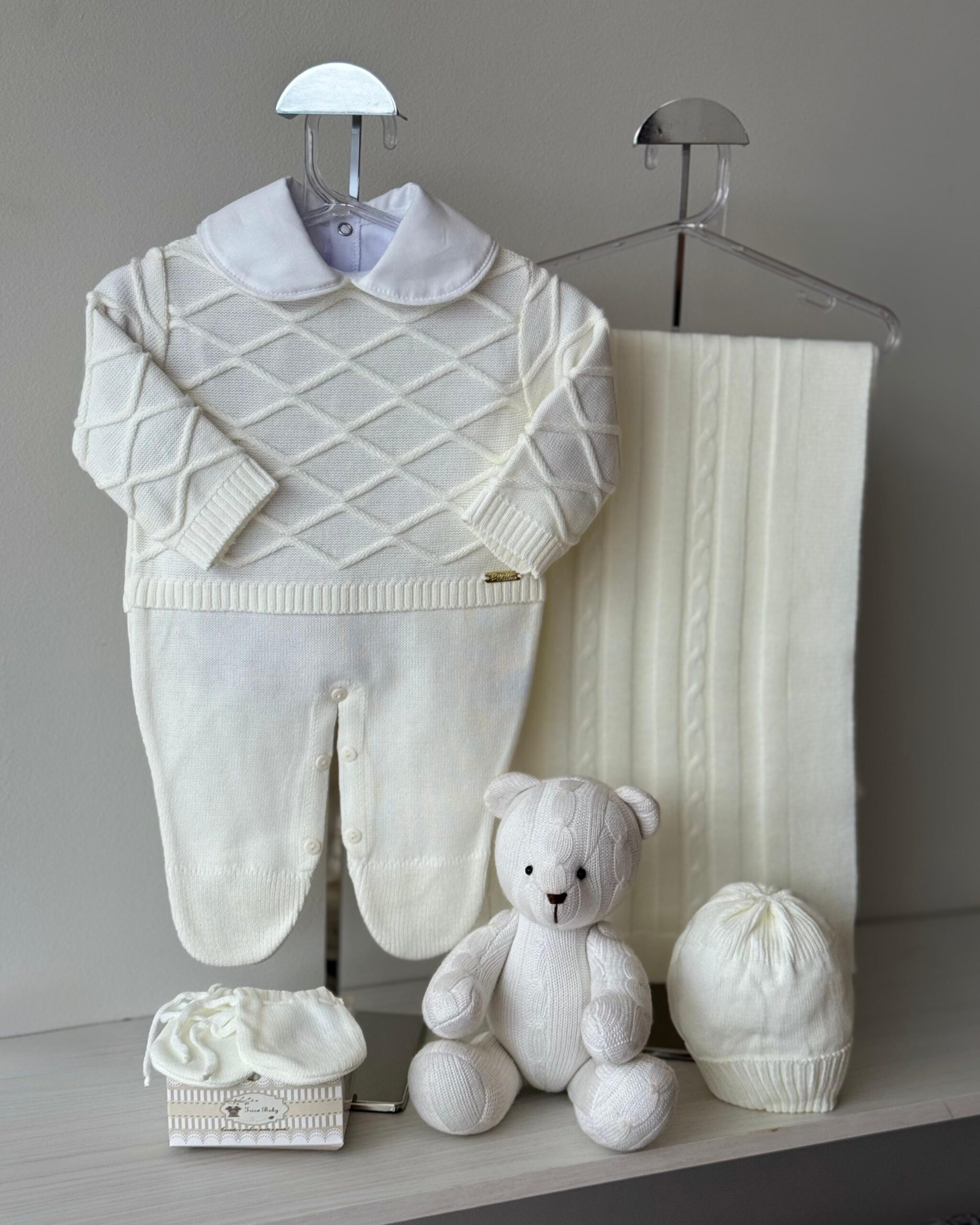 Saída Maternidade Casa De Abelha Off