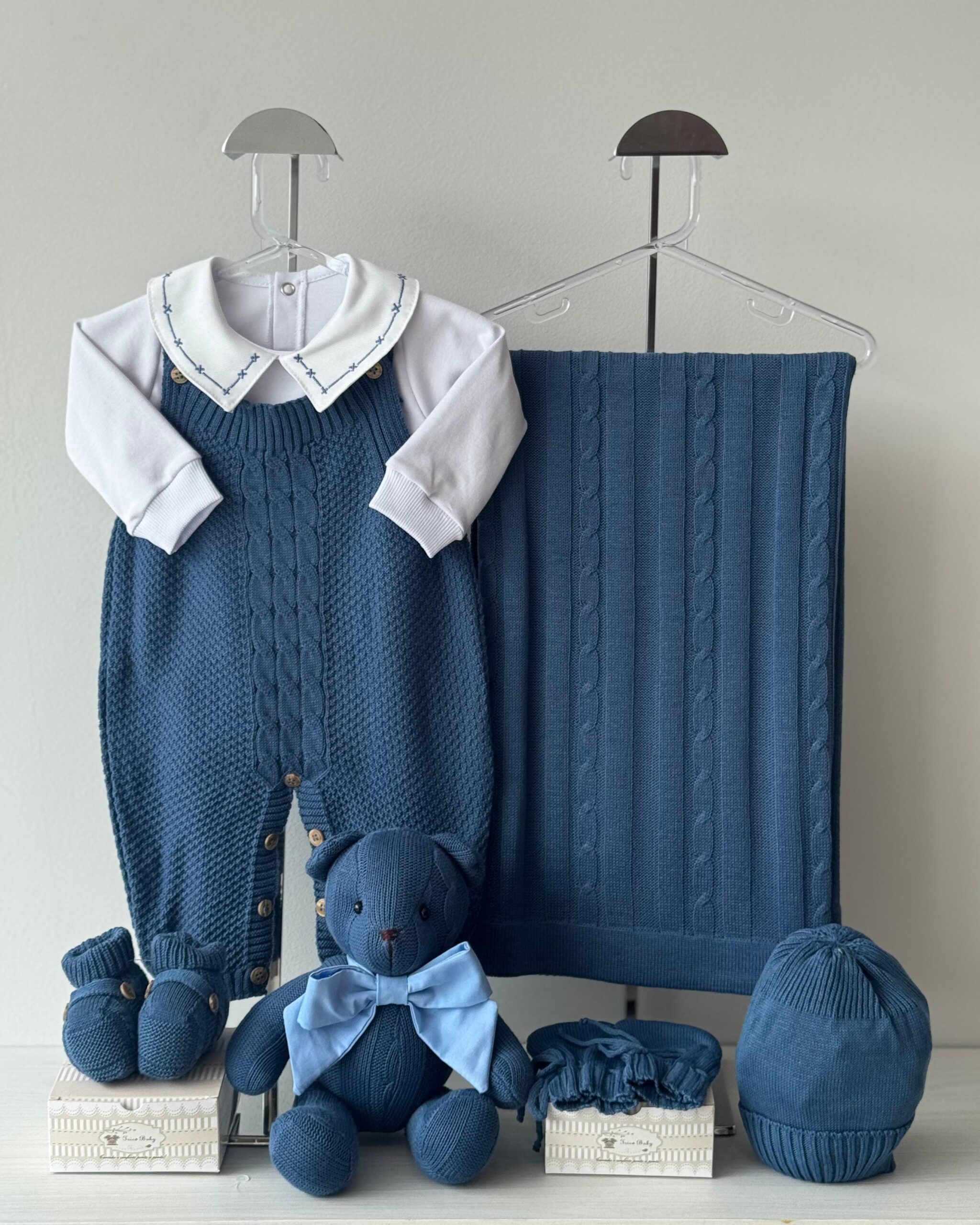 Saída Maternidade Jardineira Pipoca Jeans 6 pçs