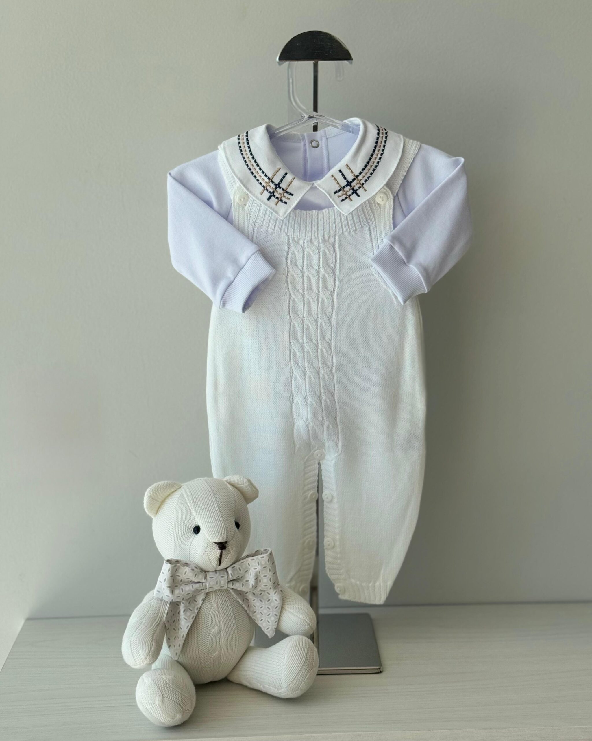 Jardineira Trança Branca + Body