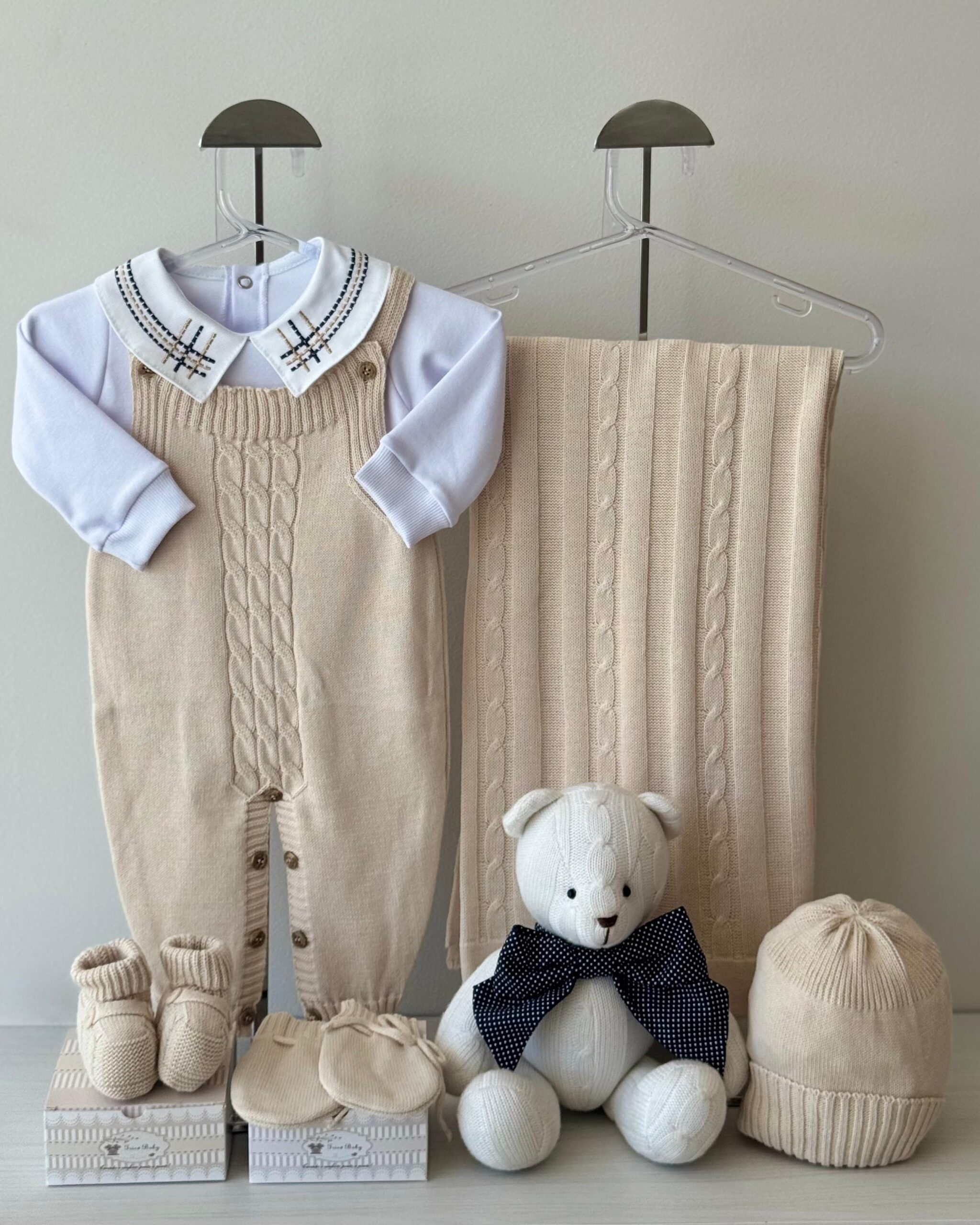 Saída Maternidade Jardineira Trança Dunas